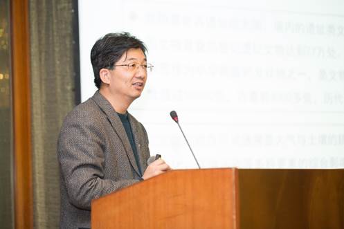 说明: G:\00J晶晶J00\2017年\2017-12-17至19 2017人居环境西安论坛暨气候适应性建筑与人居环境研究中心成立\05 新闻稿\2500H\10 bt365最新网站教授顾兆林.jpg